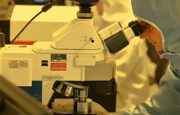 कोविड-19: वैज्ञानिकों को दावा, उपचार में रामबाण साबित हो सकती है ट्विन एंटीबॉडी