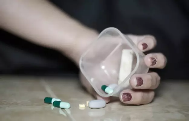 रेमडेसिवीर को कोविड-19 के गंभीर मरीजों के लिए 'जीवनरक्षक' बताया गया, शिकायती रिपोर्टों के बावजूद भारत में ड्रग का इस्तेमाल जारी रखने की सलाह
