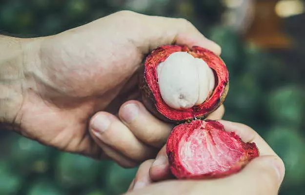Mangosteen benefits and side effects