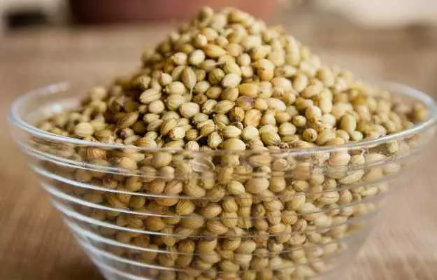 धनिये के बीज के फायदे और नुकसान - Coriander Seed (Dhaniye ke Beej) Benefits and Side Effects in Hindi