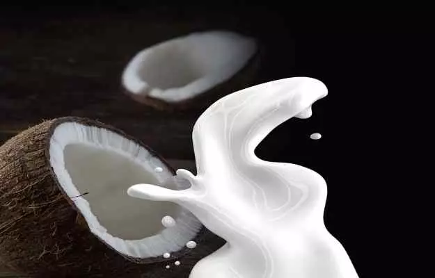 नारियल के दूध के फायदे और नुकसान - Coconut Milk Benefits and Side Effects in Hindi