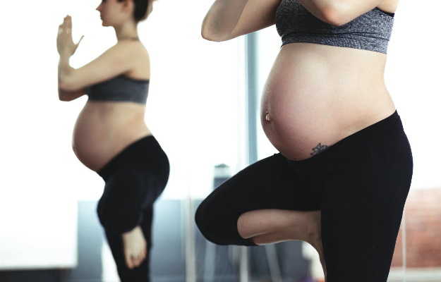 मोटापे से परेशान गर्भवती महिलाएं आहार और व्यायाम में बदलाव कर शिशु को स्वास्थ्य खतरों से बचा सकती हैं : अध्ययन