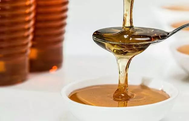 தேன் நன்மைகள், கலோரிகள், பயன்கள், பக்க விளைவுகள், ஊட்டச்சத்து விவரங்கள் - Honey Benefits, Calories, Uses, Side effects, Nutrition facts in Tamil