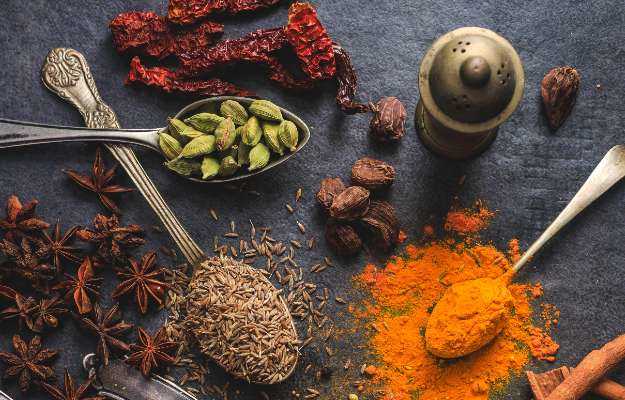 Spices: Types, Health Benefits, Side Effects, Uses