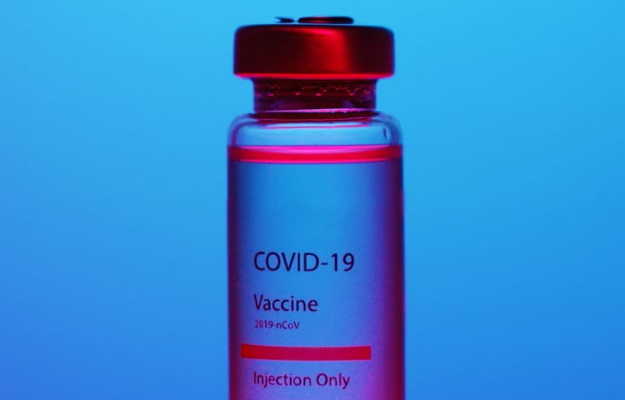 कोविड-19: ऑक्सफोर्ड वैक्सीन बुजुर्गों में भी बिना गंभीर साइड इफेक्ट के मजबूत इम्यून रेस्पॉन्स पैदा करने में सक्षम- दि लांसेट