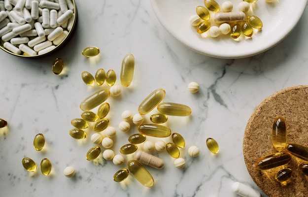  Dietary supplements: Benefits and side effects