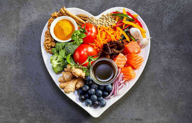 What to eat and avoid for a stronger heart