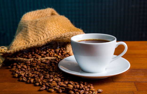 How Coffee Fights Aging and Revitalizes Your Hair