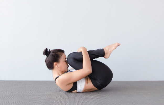 Yoga to Cleanse Stomach 