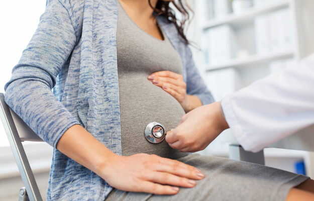 प्रेगनेंसी का कितने दिन में पता चलता है? - When do pregnancy symptoms start in Hindi