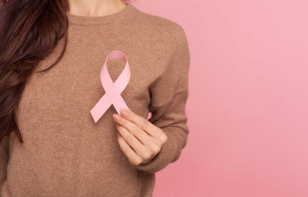 Unveiling the Warning Signs: Understanding Symptoms of Cancer in Women