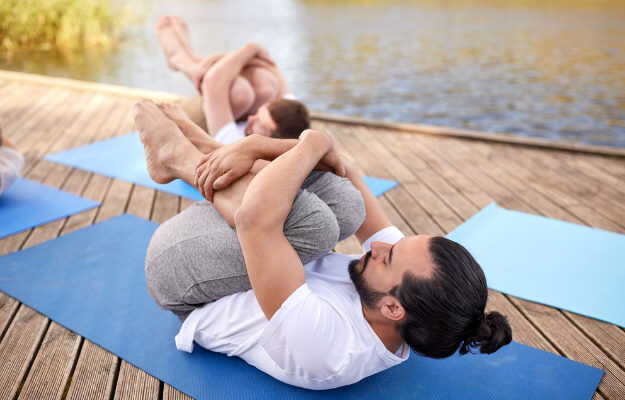 पेट दर्द के लिए योगासन - Yoga for stomach pain in Hindi