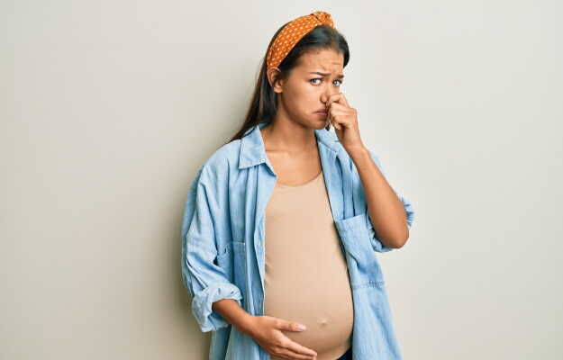 गर्भावस्था में शरीर से बदबू आने के कारण व घरेलू इलाज - Pregnancy body odor causes and remedies in Hindi