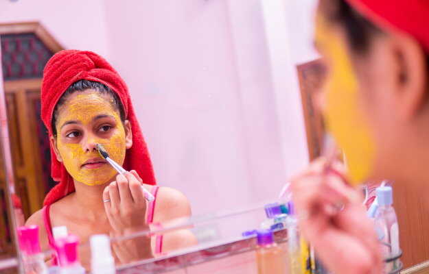 ऑयली स्किन के लिए बेसन फेस पैक के फायदे - Besan face pack benefits for oily skin in Hindi