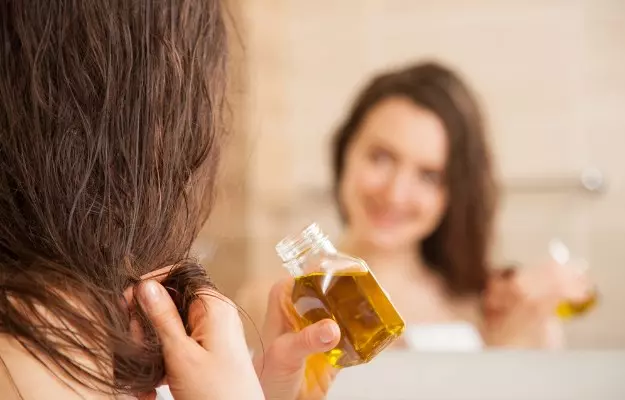 झड़ते बालों के लिए बेस्ट हेयर ऑयल - Best hair oil for hair fall in Hindi