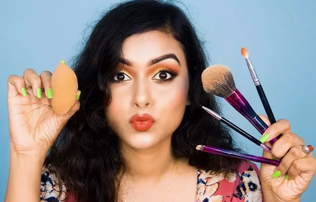 मेकअप हटाने के शहनाज हुसैन के टिप्स - Shahnaz husain makeup removal tips in Hindi