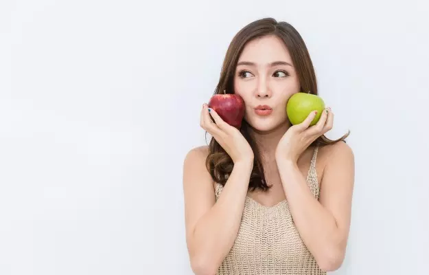 त्वचा के लिए सेब के फायदे - Benefits of apple for skin in Hindi