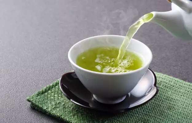 क्या ग्रीन टी से वजन कम होता है? - Does green tea help weight loss in Hindi