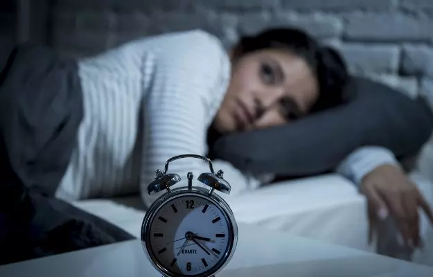 डिलेड स्लीप वेक फेस सिंड्रोम के लक्षण, कारण व इलाज - Delayed sleep wake phase syndrome symptoms, causes and treatment in Hindi