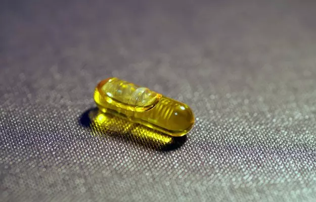 विटामिन ई तेल के फायदे और नुकसान  - Vitamin E Oil Benefits and Side Effects in Hindi