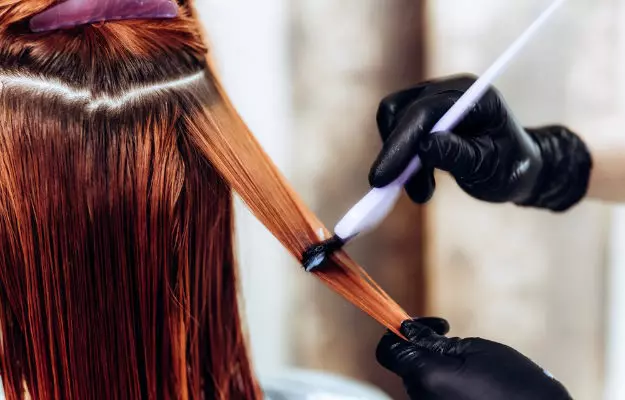 कलर्ड बालों की देखभाल के लिए टिप्स - 9 Tips for colored hair in Hindi