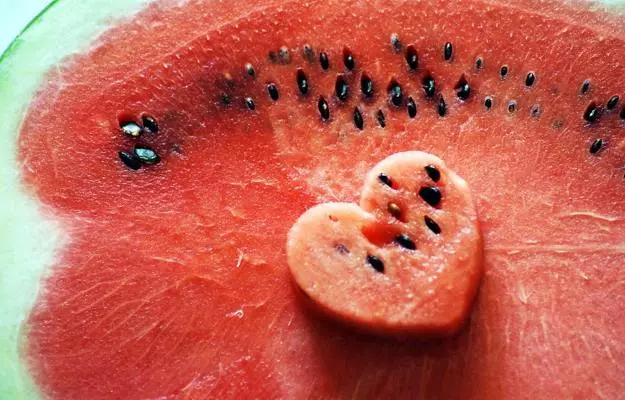 तरबूज के बीज के फायदे  - Watermelon seed benefits in Hindi