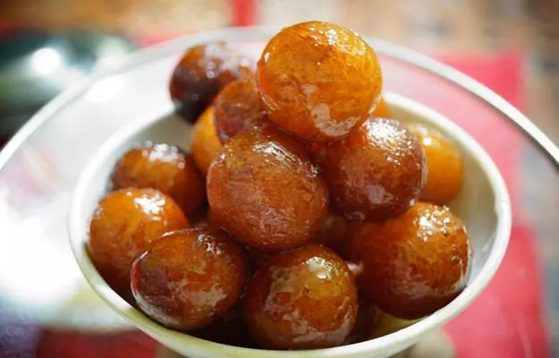 होली पर बनाएं ये शुगर फ्री मिठाइयां - Sugar-free sweets for Holi in Hindi
