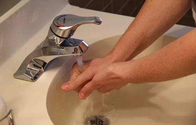 हाथ धोने का सही तरीका, फायदे और नुकसान - Hath dhone ka tarika, fayde aur nuksan