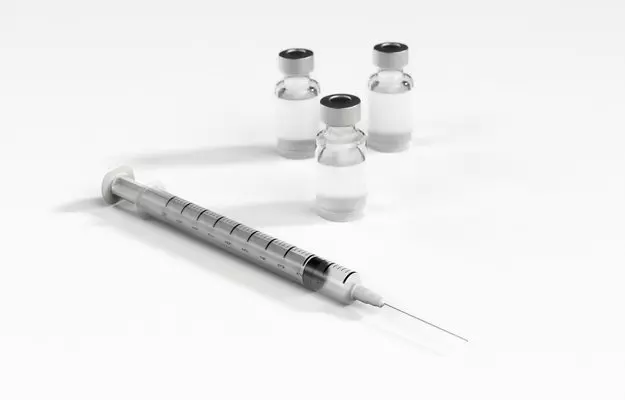 चिकन पॉक्स वैक्सीन (टीका) - Chickenpox (varicella) vaccine in Hindi