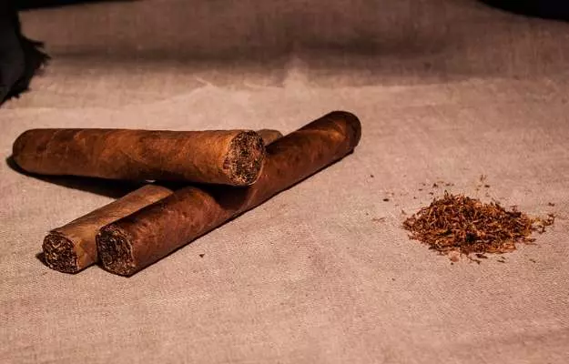 तम्बाकू के नुकसान और इससे होने वाले रोग - Tobacco in hindi