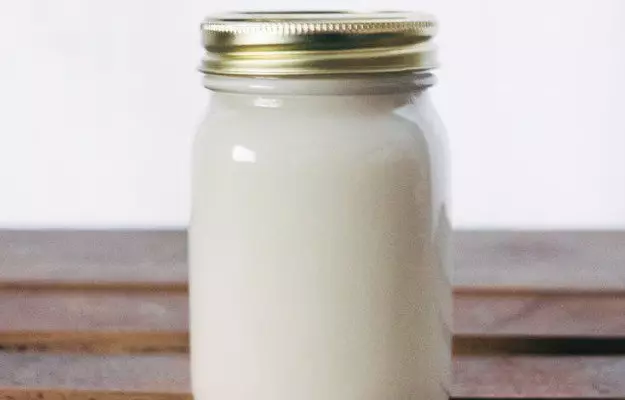 त्वचा पर दूध की मलाई लगाने के फायदे - Benefits of milk cream for face in Hindi