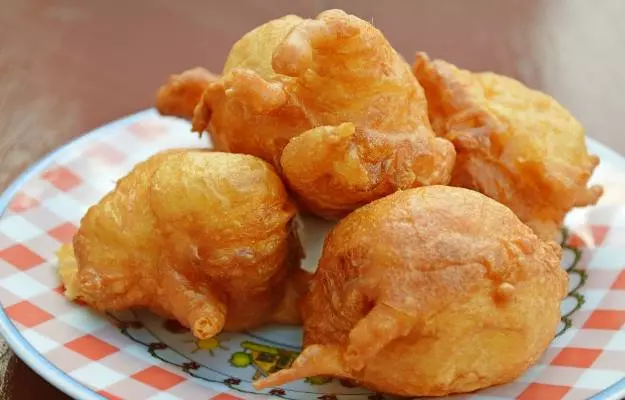 आलू पकोड़े रेसिपी - Potato pakora recipe in hindi