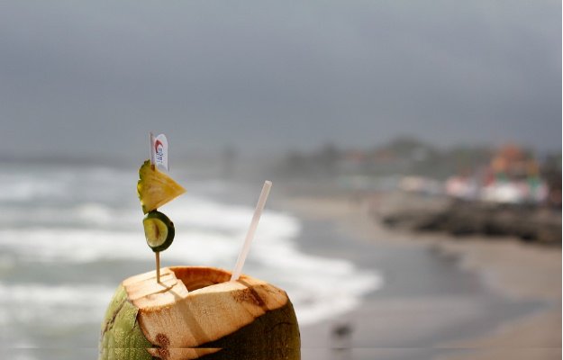 Coconut Water: Benefits, Calories, Uses, Nutrition facts, Side effects