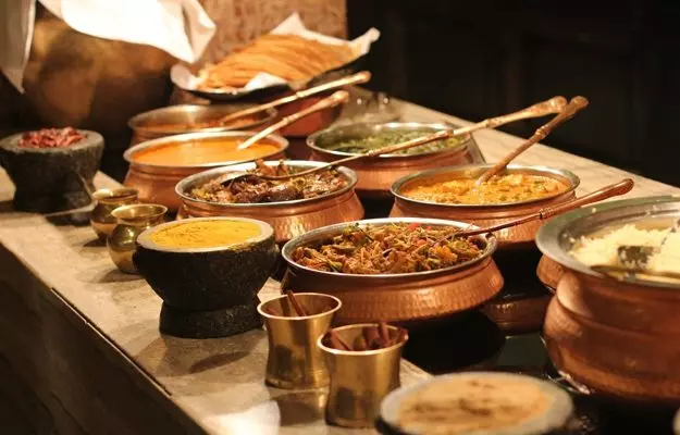 बासी खाना खाने के नुकसान - Effects of eating stale food in hindi