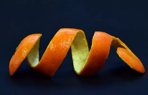 संतरे के छिलके के फायदे - Orange Peel Benefits in Hindi
