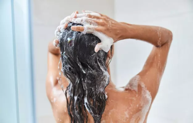 बालों के लिए 10 बेस्ट शैम्पू - 10 Best hair shampoo in Hindi