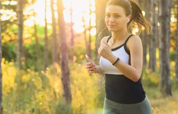 दौड़ने और जॉगिंग करने के फायदे, नियम और टिप्स - Benefits of running and jogging In Hindi
