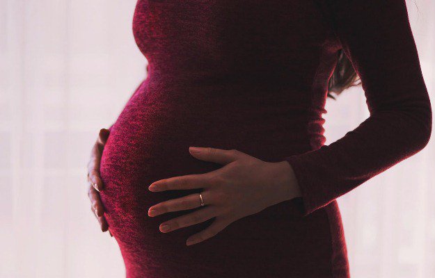 Every Mother Should Know : Pregnancy Problems And Solutions