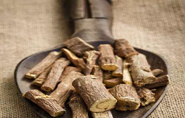 Liquorice Root (Mulethi) Uses, Benefits and Side Effects