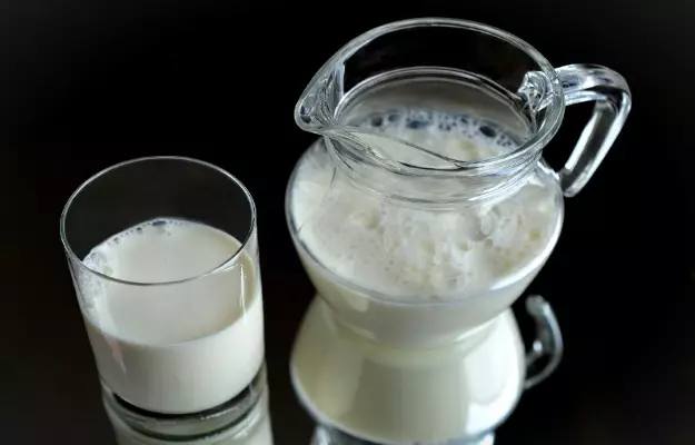 प्रेगनेंसी में दूध पीना चाहिए या नहीं - Should we drink milk during pregnancy or not?
