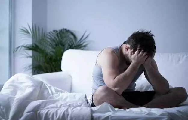 नींद में खलल पड़ने से हो सकता है माइग्रेन, जानें इससे निपटने के उपाय