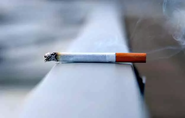 आपके मानसिक स्वास्थ्य के लिए भी खतरनाक है सिगरेट, जानें क्या कहती है रिसर्च